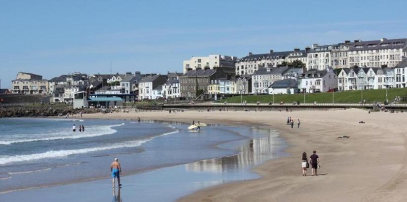 Apartamento 6 Golf Terrace - Portrush By The Sea Exterior foto